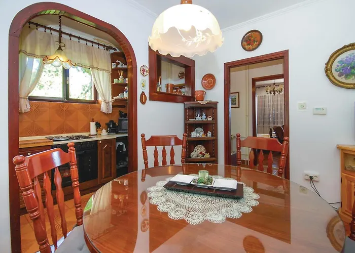 Lovely In With Wifi Apartment Lovran